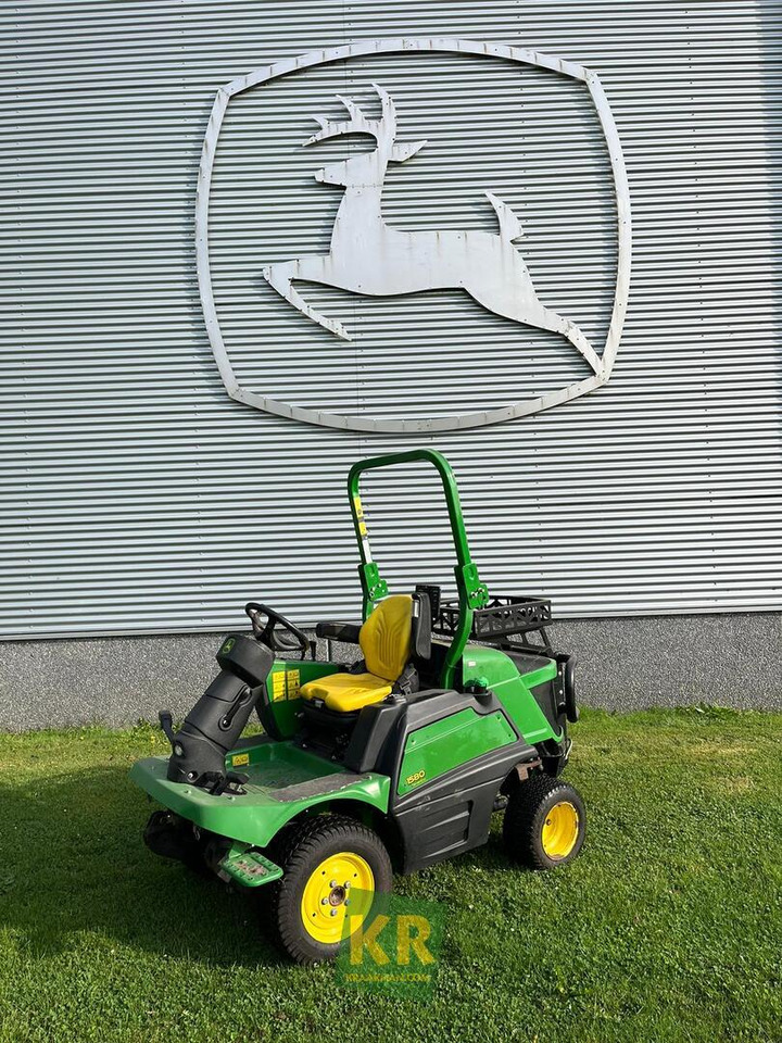 1580 John Deere - Garden mower: picture 1 1580 John Deere - Garden mower: picture 1