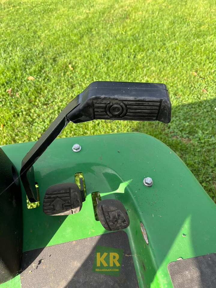 1580 John Deere - Garden mower: picture 5 1580 John Deere - Garden mower: picture 5