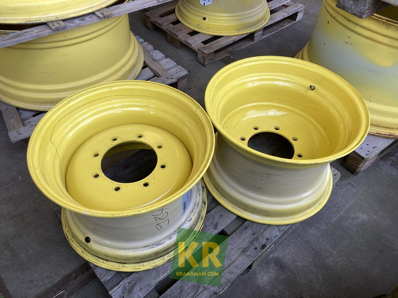 16 X 24 velg John Deere - Rim for Agricultural machinery: picture 2 16 X 24 velg John Deere - Rim for Agricultural machinery: picture 2