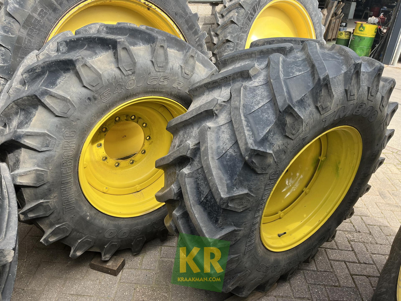 580/70r38 en 540/65r28 Trelleborg op wiel Trelleborg - Tire for Agricultural machinery: picture 3 580/70r38 en 540/65r28 Trelleborg op wiel Trelleborg - Tire for Agricultural machinery: picture 3