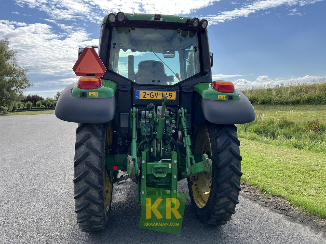 6125M John Deere - Farm tractor: picture 4 6125M John Deere - Farm tractor: picture 4