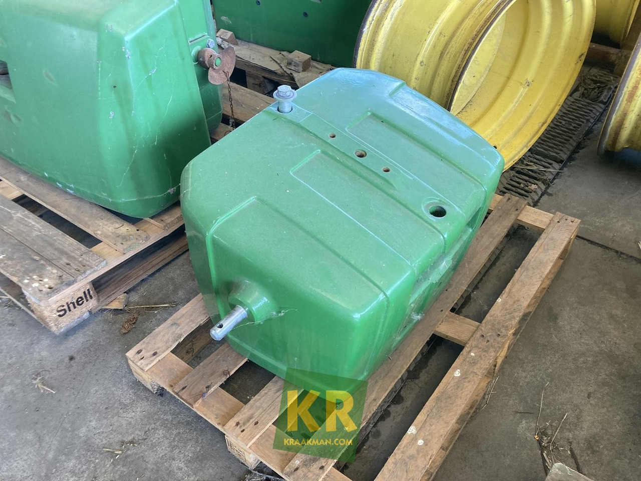 900 kg John Deere - Counterweight: picture 1 900 kg John Deere - Counterweight: picture 1