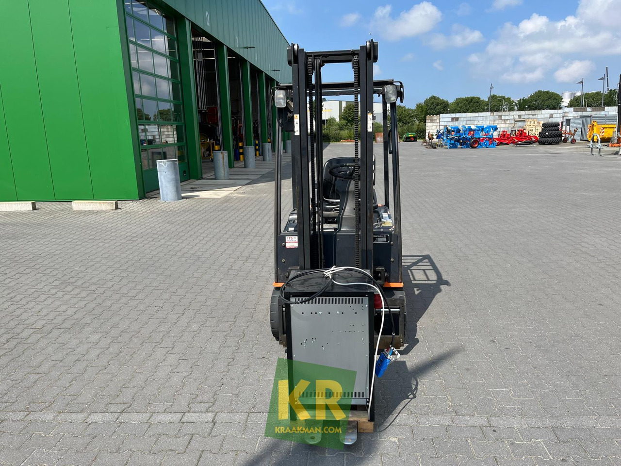 B18T Doosan - Truck mounted forklift: picture 2 B18T Doosan - Truck mounted forklift: picture 2
