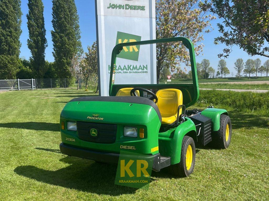 John Deere 2030A Pro Gator - ATV/ Quad: picture 1 John Deere 2030A Pro Gator - ATV/ Quad: picture 1