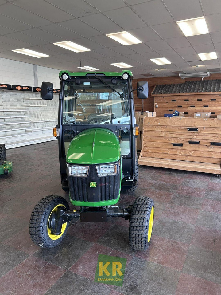 John Deere 2032R  - Mini tractor: picture 2 John Deere 2032R  - Mini tractor: picture 2