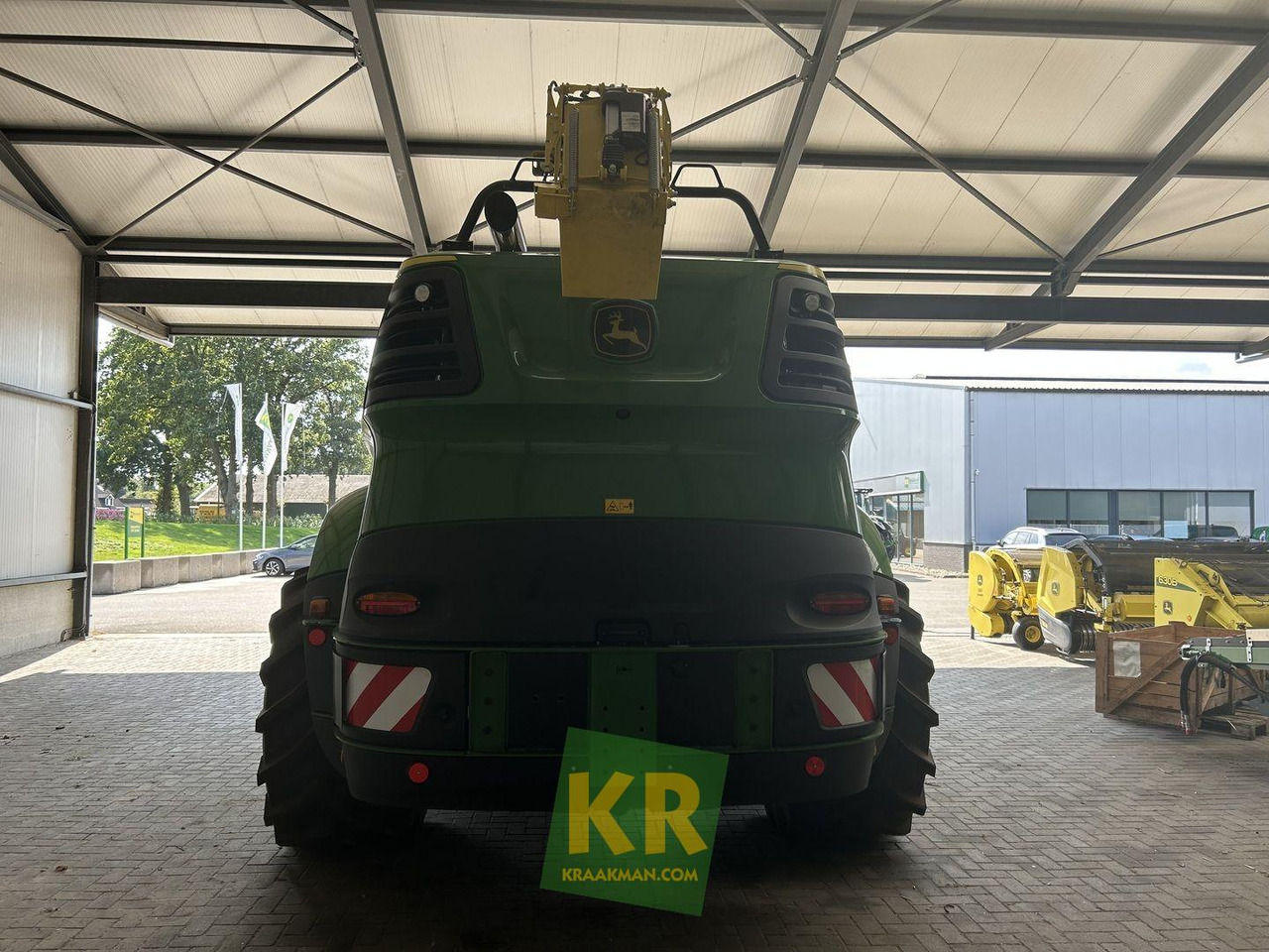 Forage harvester John Deere 8400: picture 12