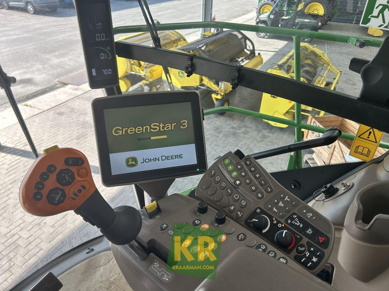 Forage harvester John Deere 8400: picture 16