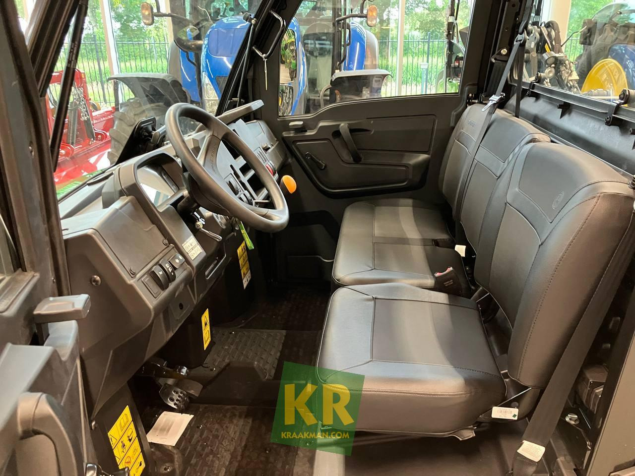 John Deere XUV 875M - ATV/ Quad: picture 2 John Deere XUV 875M - ATV/ Quad: picture 2