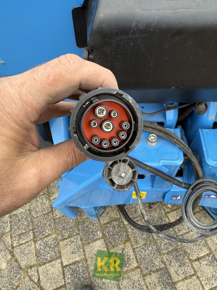 Lemken Polaris 14  - Fertilizer spreader: picture 1 Lemken Polaris 14  - Fertilizer spreader: picture 1