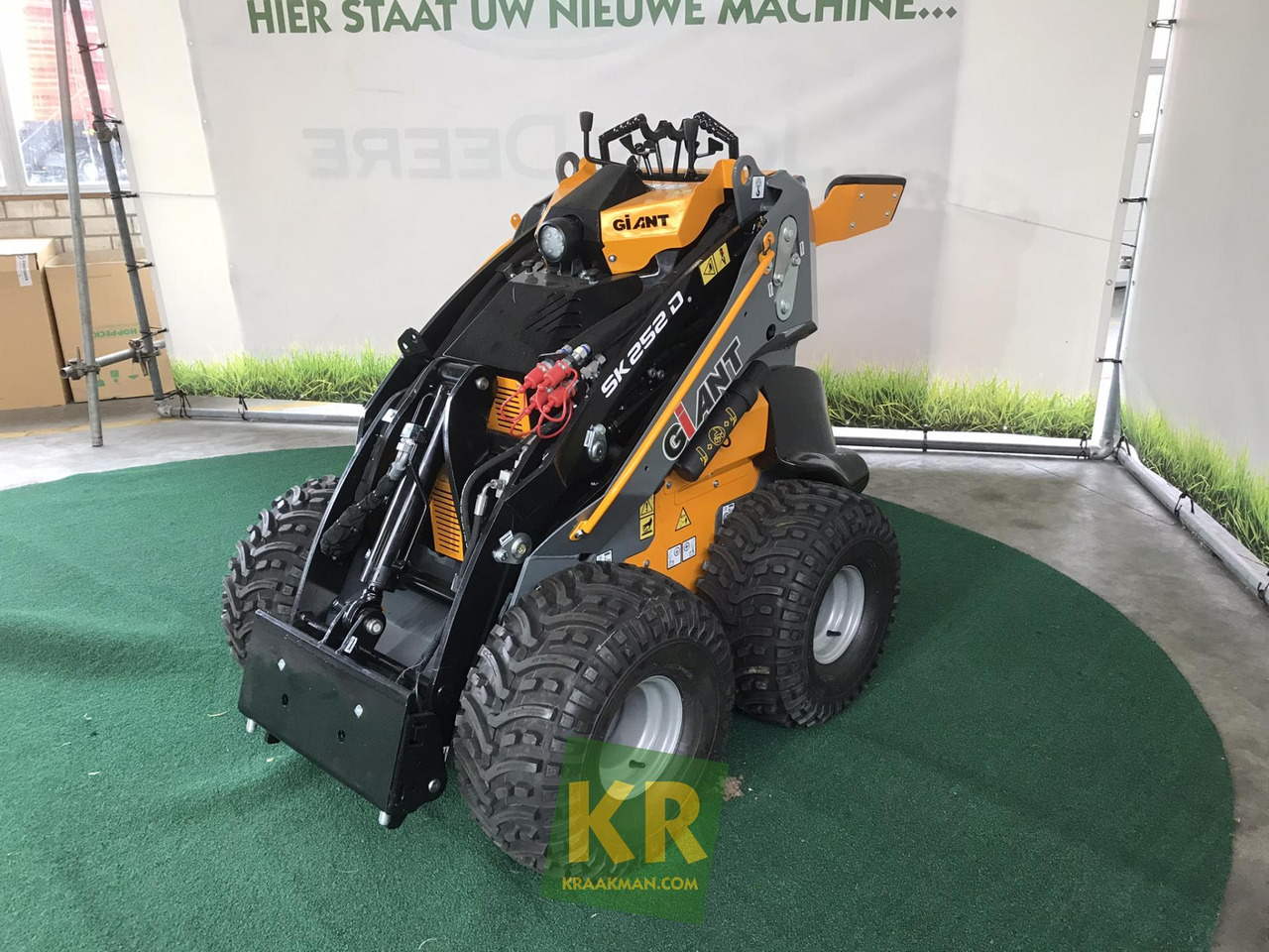 SK252D Giant - Skid steer loader: picture 1 SK252D Giant - Skid steer loader: picture 1