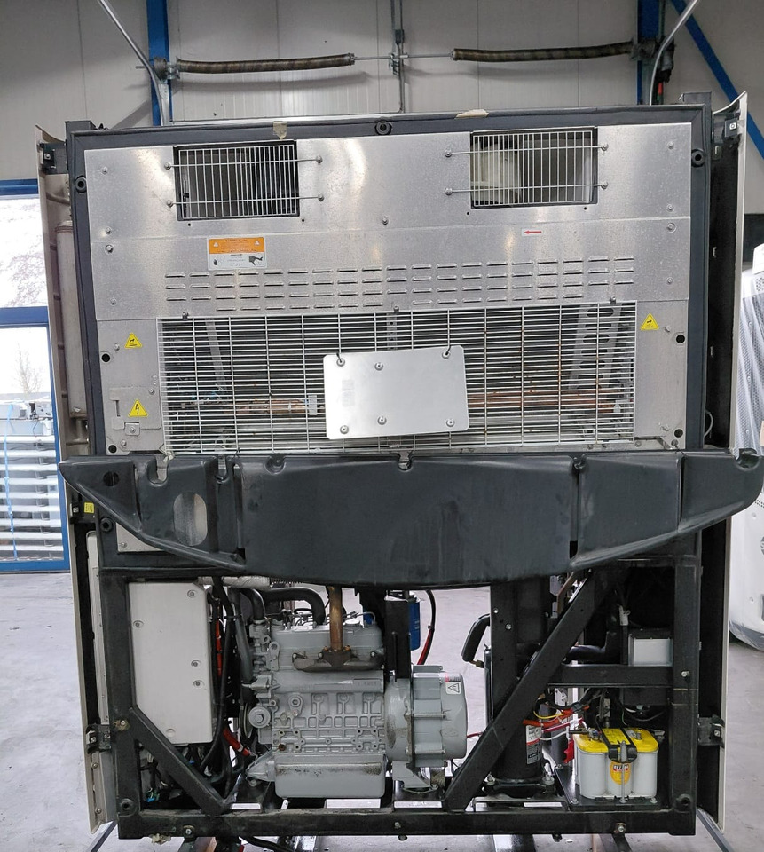 Carrier Vector 1550 S/N : ZD249040 - Refrigerator unit: picture 5 Carrier Vector 1550 S/N : ZD249040 - Refrigerator unit: picture 5