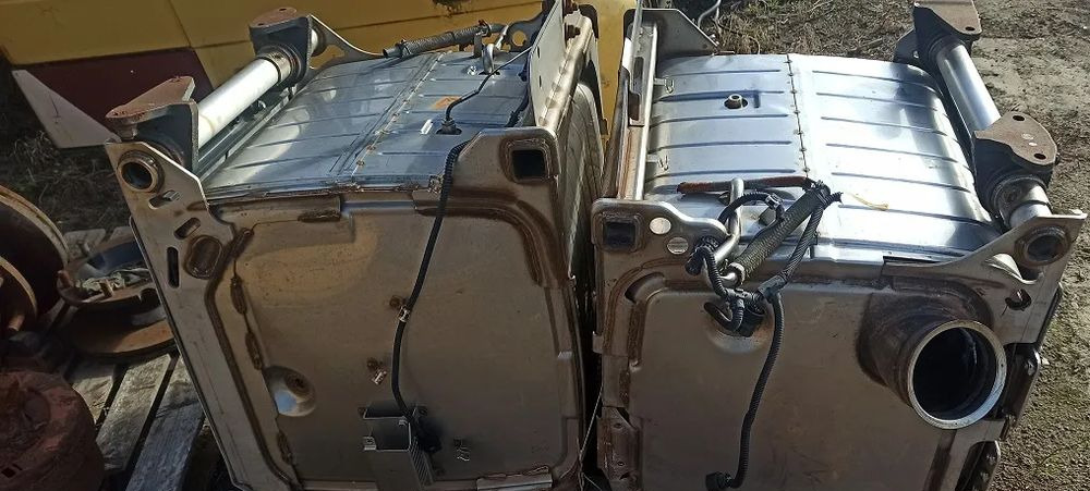 KATALIZATOR TŁUMIK ACTROS MP3 E5 - Catalytic converter for Truck: picture 1 KATALIZATOR TŁUMIK ACTROS MP3 E5 - Catalytic converter for Truck: picture 1