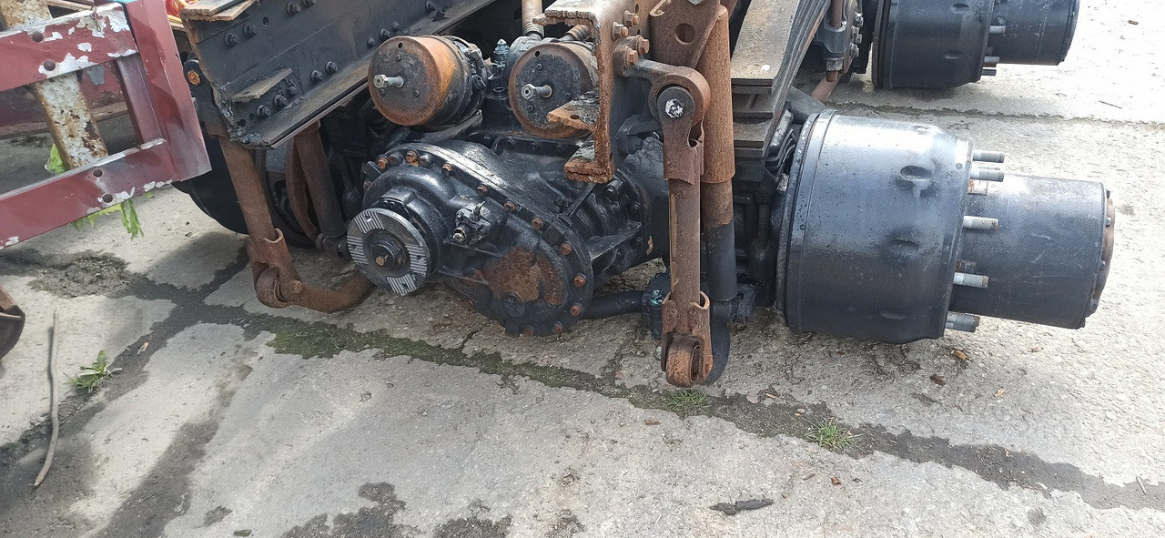 MAN TGS 6x4 6x6 8x4 8x6 8x8 - Axle and parts for Truck: picture 2 MAN TGS 6x4 6x6 8x4 8x6 8x8 - Axle and parts for Truck: picture 2