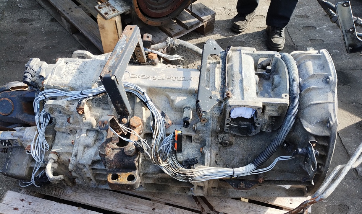 Skrzynia Biegów GEARBOX Mercedes Actros MP2 MP3 G240-16 8x4 8x6 8x8 - Gearbox and parts: picture 2 Skrzynia Biegów GEARBOX Mercedes Actros MP2 MP3 G240-16 8x4 8x6 8x8 - Gearbox and parts: picture 2