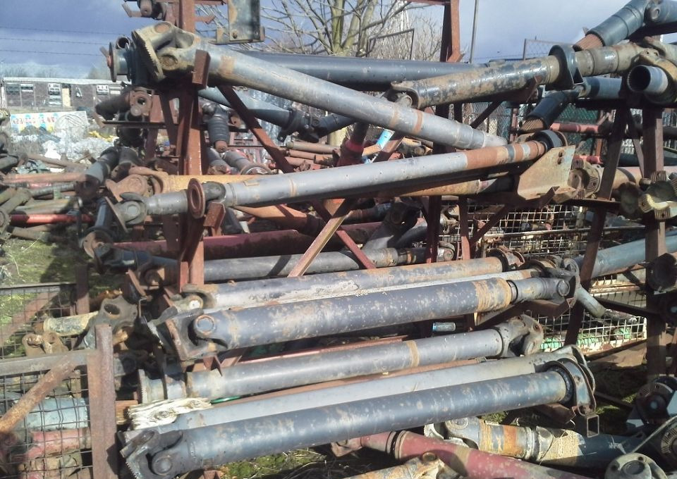 WAŁ NAPĘDOWY MAN F90 F2000 4X2 4X4 6X2 6X4 6X6 8X4 8X6 8X8 - Propeller shaft: picture 2 WAŁ NAPĘDOWY MAN F90 F2000 4X2 4X4 6X2 6X4 6X6 8X4 8X6 8X8 - Propeller shaft: picture 2