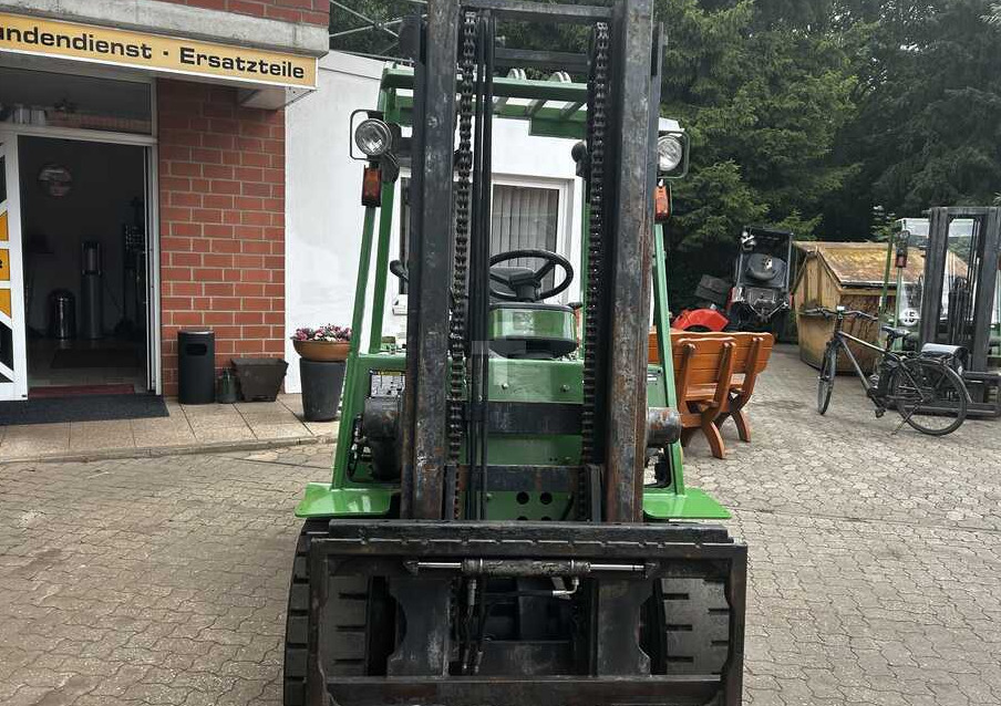 Artison FD35.48 - Diesel forklift: picture 5 Artison FD35.48 - Diesel forklift: picture 5