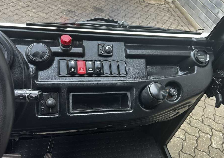 Mega E-Worker Kipper - Electric utility vehicle: picture 4 Mega E-Worker Kipper - Electric utility vehicle: picture 4