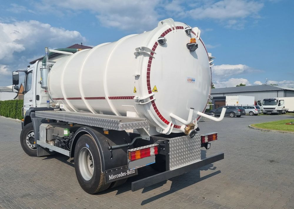 Mercedes-Benz Axor 1829 1833 - Garbage truck: picture 3 Mercedes-Benz Axor 1829 1833 - Garbage truck: picture 3