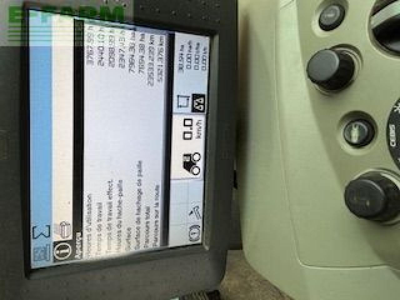 Combine harvester CLAAS LEXION 760 TTRAC T4i: picture 17 Combine harvester CLAAS LEXION 760 TTRAC T4i: picture 17