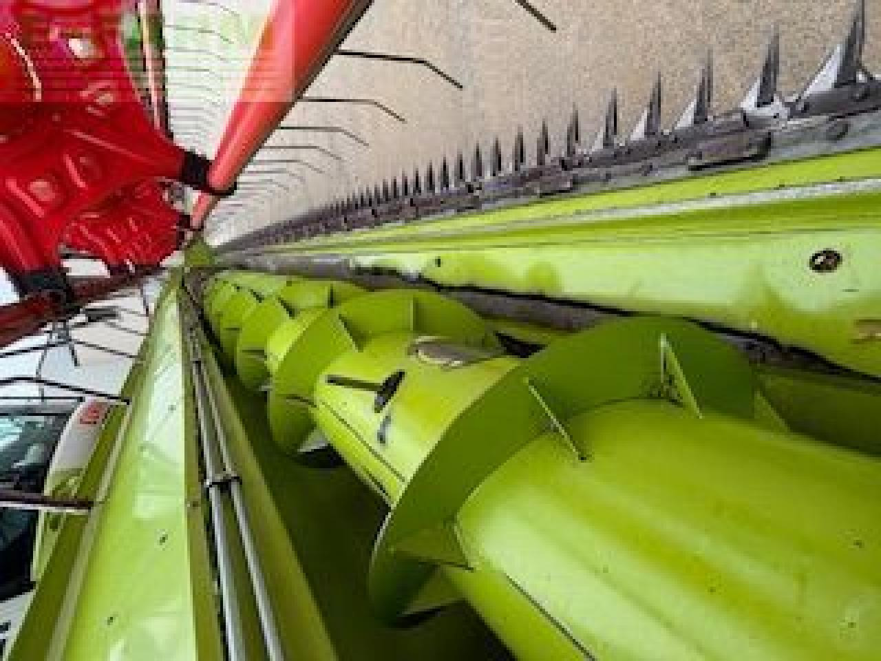 Combine harvester CLAAS LEXION 760 TTRAC T4i: picture 8 Combine harvester CLAAS LEXION 760 TTRAC T4i: picture 8