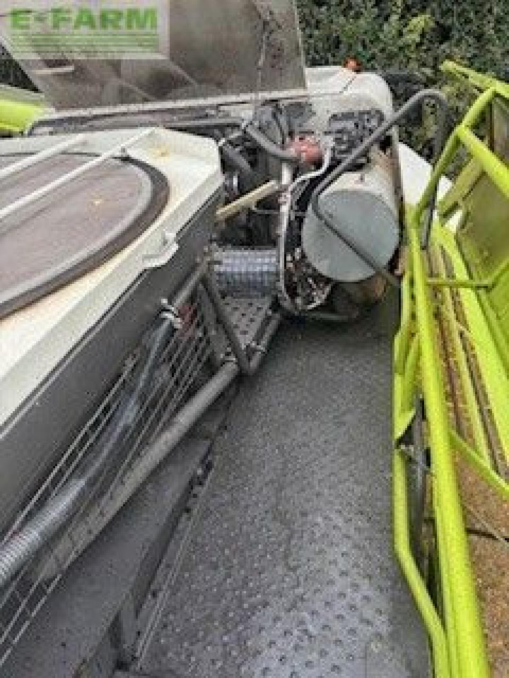 Combine harvester CLAAS LEXION 760 TTRAC T4i: picture 10 Combine harvester CLAAS LEXION 760 TTRAC T4i: picture 10