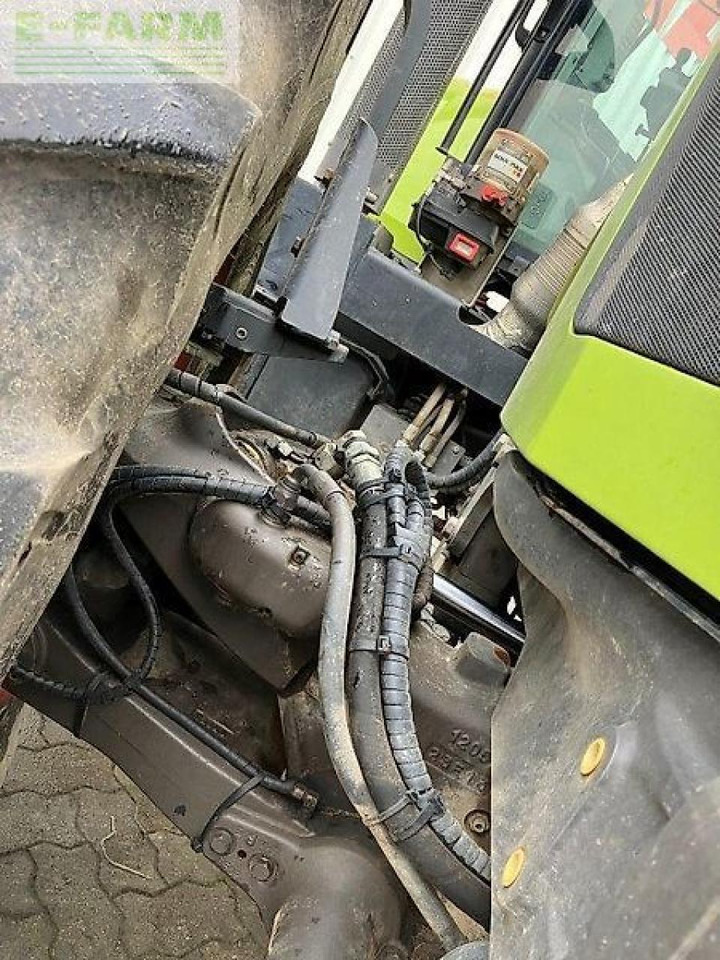 Farm tractor CLAAS arion 640 hexashift: picture 9