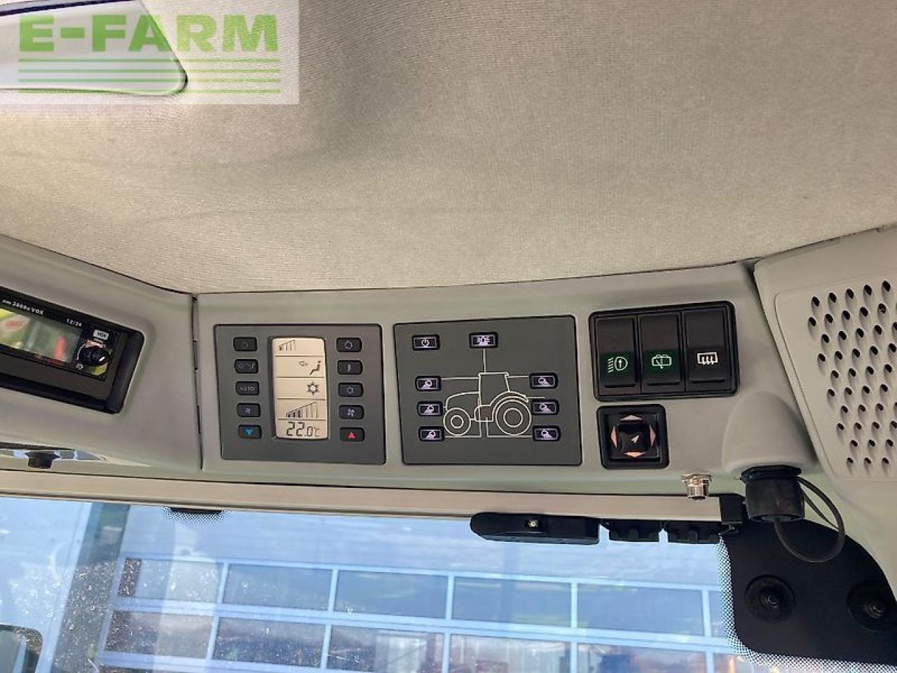 Farm tractor CLAAS axion 830 cmatic CMATIC: picture 20