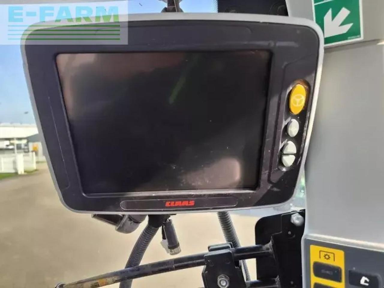 Farm tractor CLAAS axion 870: picture 10 Farm tractor CLAAS axion 870: picture 10