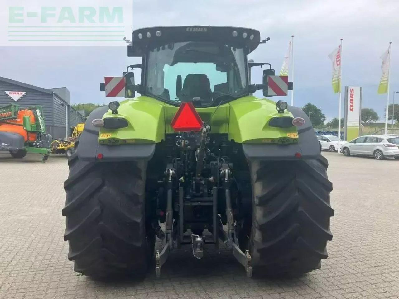 CLAAS axion 930 cmatic cebis CMATIC CEBIS - Farm tractor: picture 4 CLAAS axion 930 cmatic cebis CMATIC CEBIS - Farm tractor: picture 4