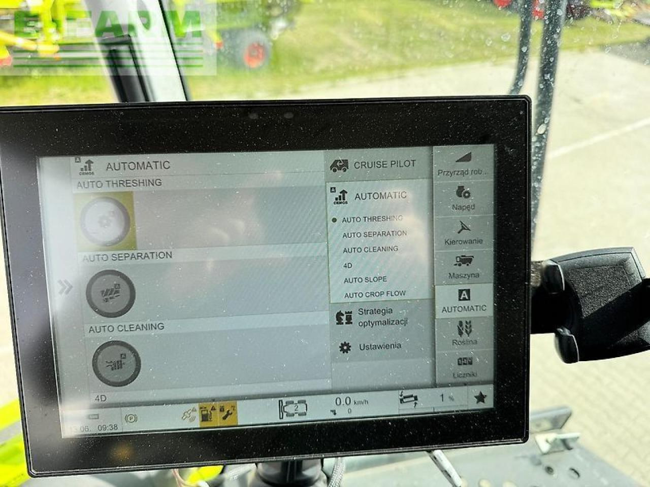 Combine harvester CLAAS lexion 8700 tt: picture 11