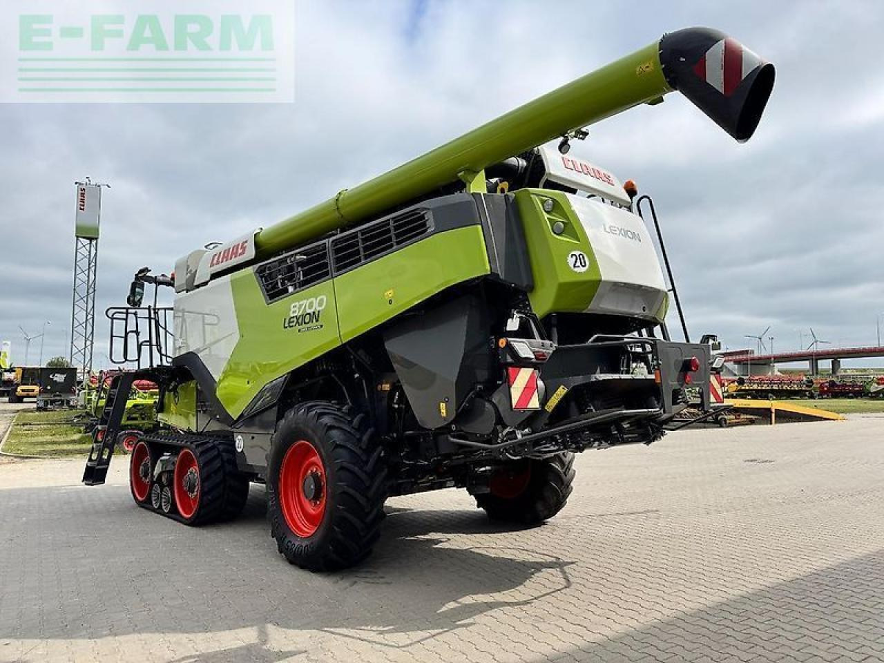 Combine harvester CLAAS lexion 8700 tt: picture 15