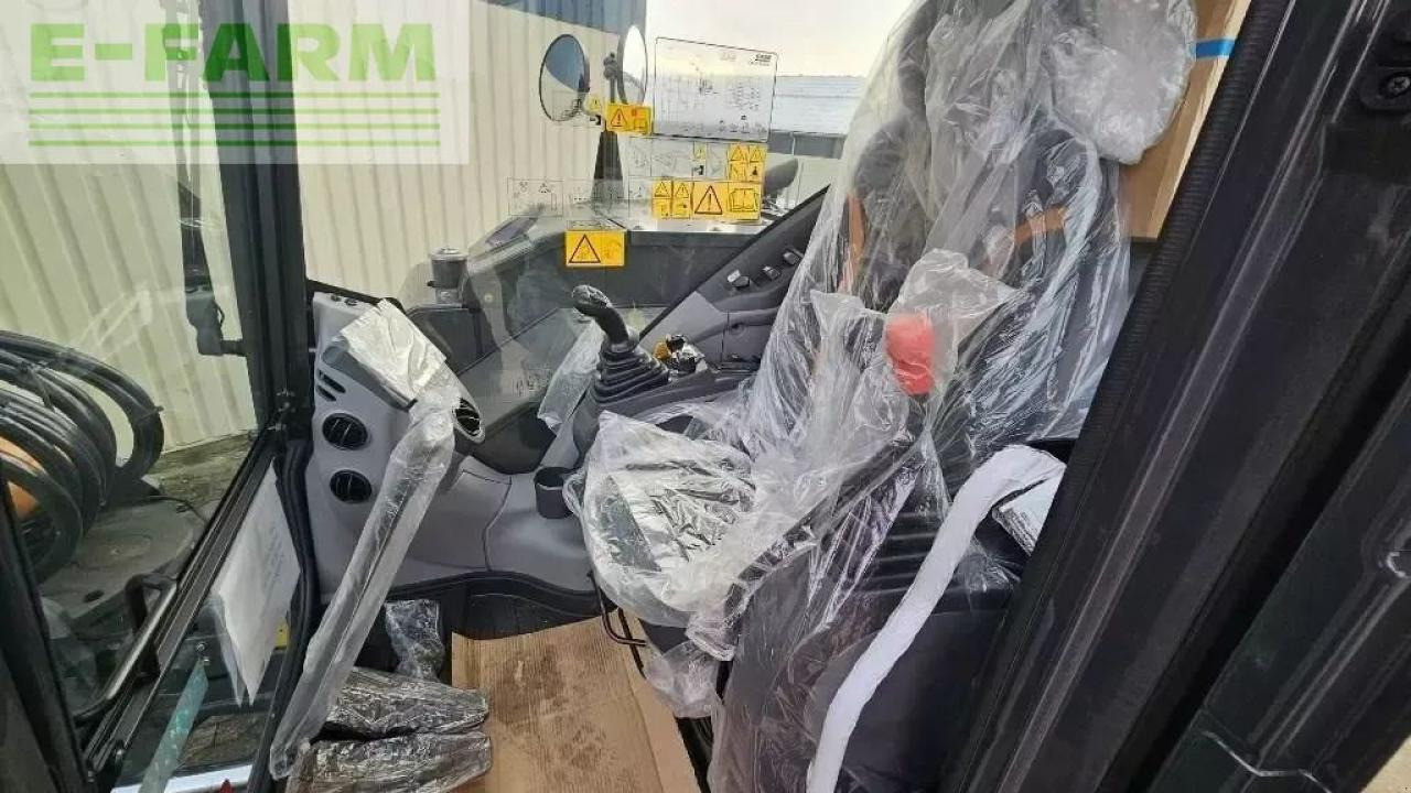 Crawler excavator Case-IH cx 90 d: picture 14