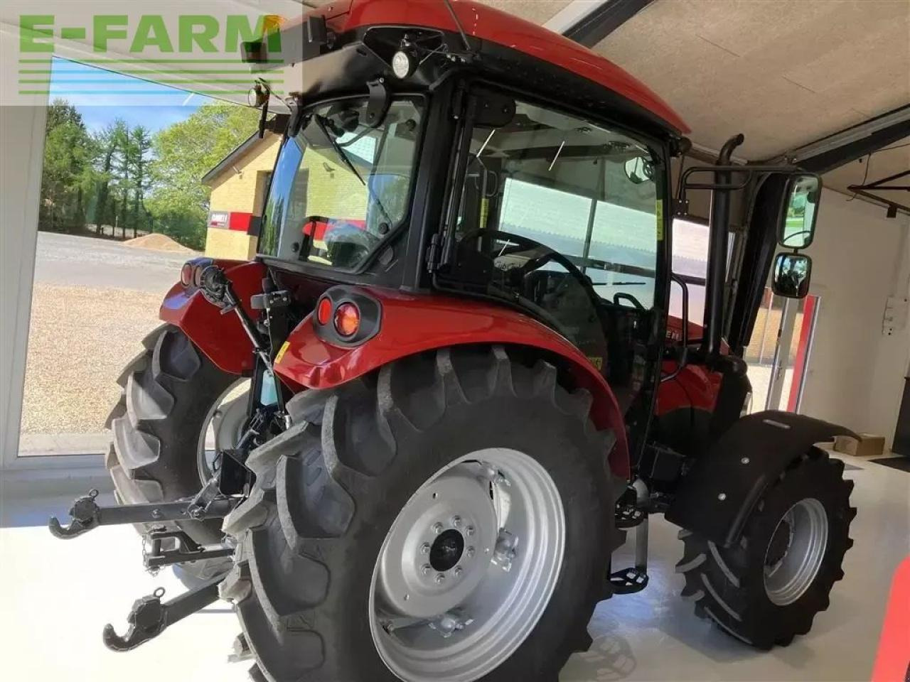 Case-IH farmall 65a - Farm tractor: picture 3 Case-IH farmall 65a - Farm tractor: picture 3