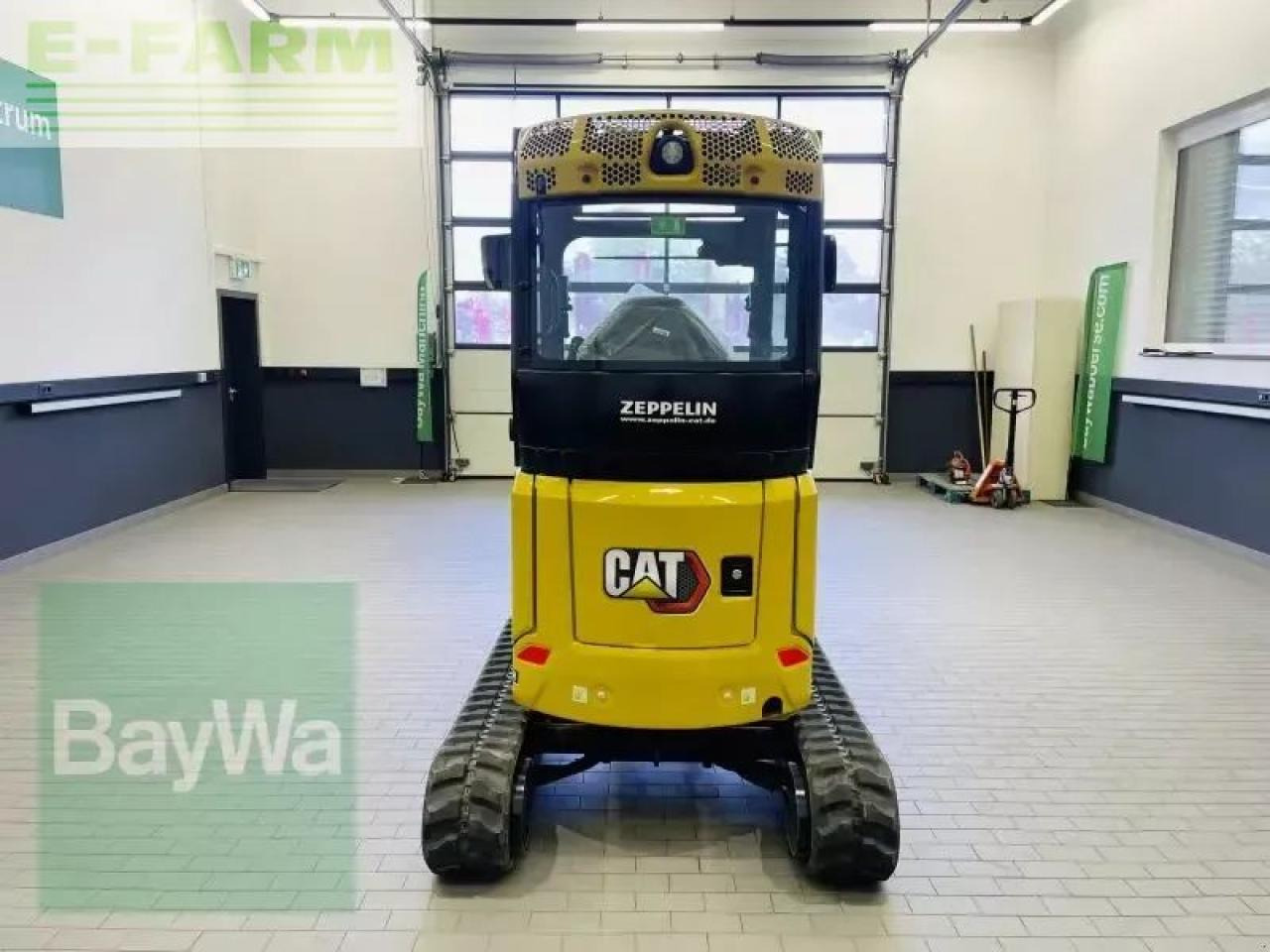 Mini excavator Caterpillar 302cr-05a: picture 6 Mini excavator Caterpillar 302cr-05a: picture 6