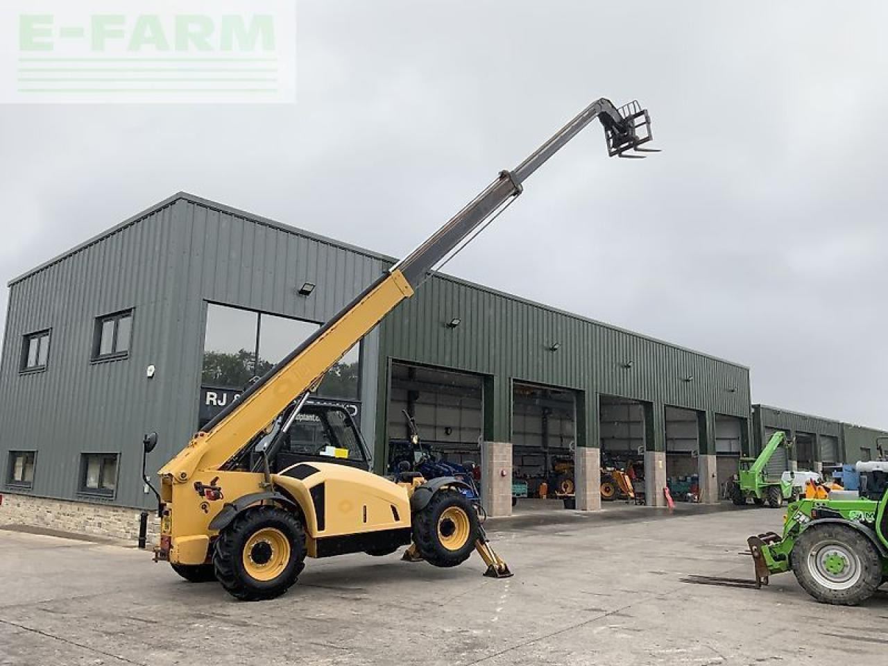 Caterpillar cat th414c gc (st23780) - Telescopic handler: picture 1 Caterpillar cat th414c gc (st23780) - Telescopic handler: picture 1