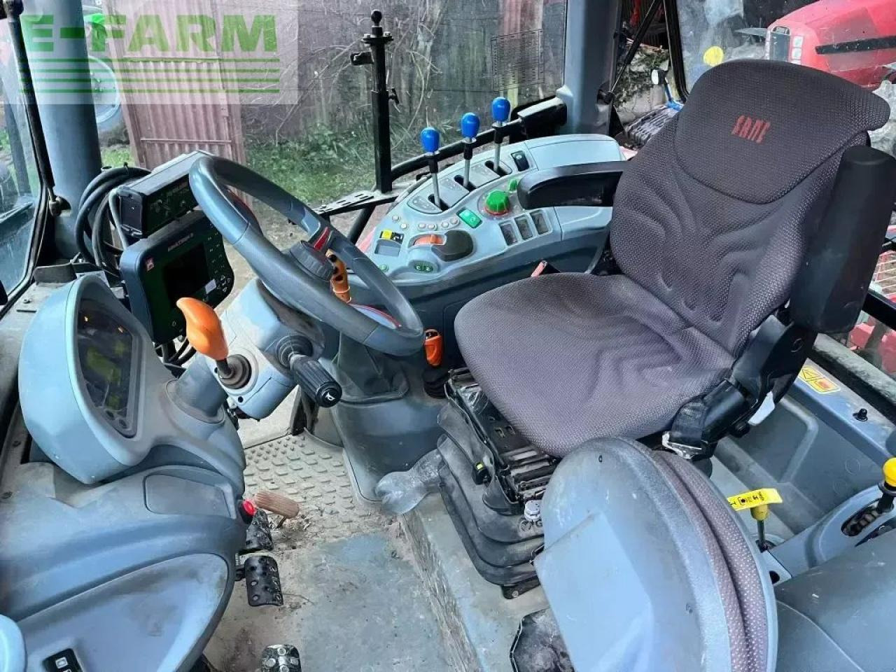 Deutz-Fahr 6130.4 - Farm tractor: picture 4 Deutz-Fahr 6130.4 - Farm tractor: picture 4