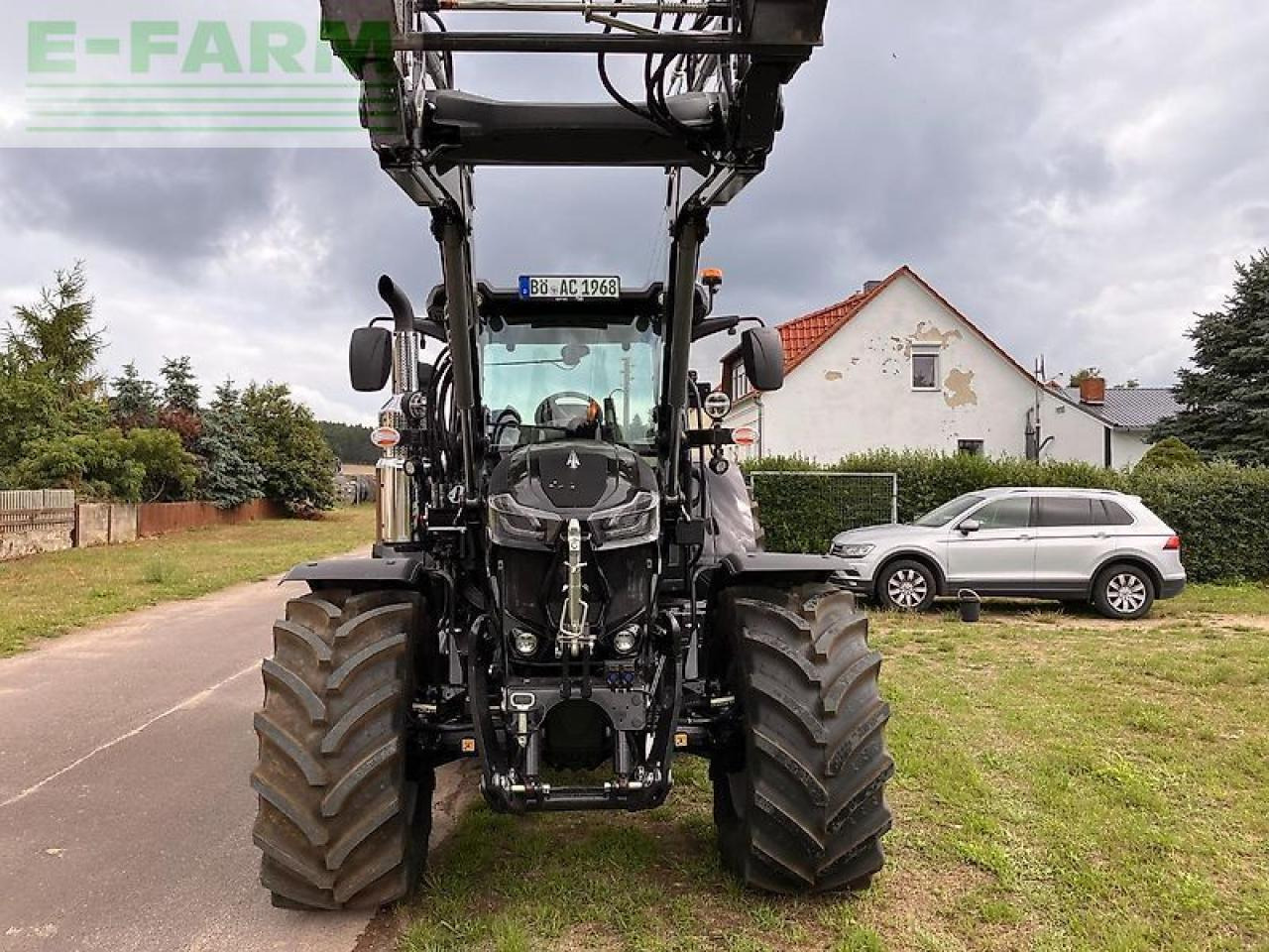 Deutz-Fahr 6135 c ttv mit stoll frontlader TTV - Farm tractor: picture 3 Deutz-Fahr 6135 c ttv mit stoll frontlader TTV - Farm tractor: picture 3