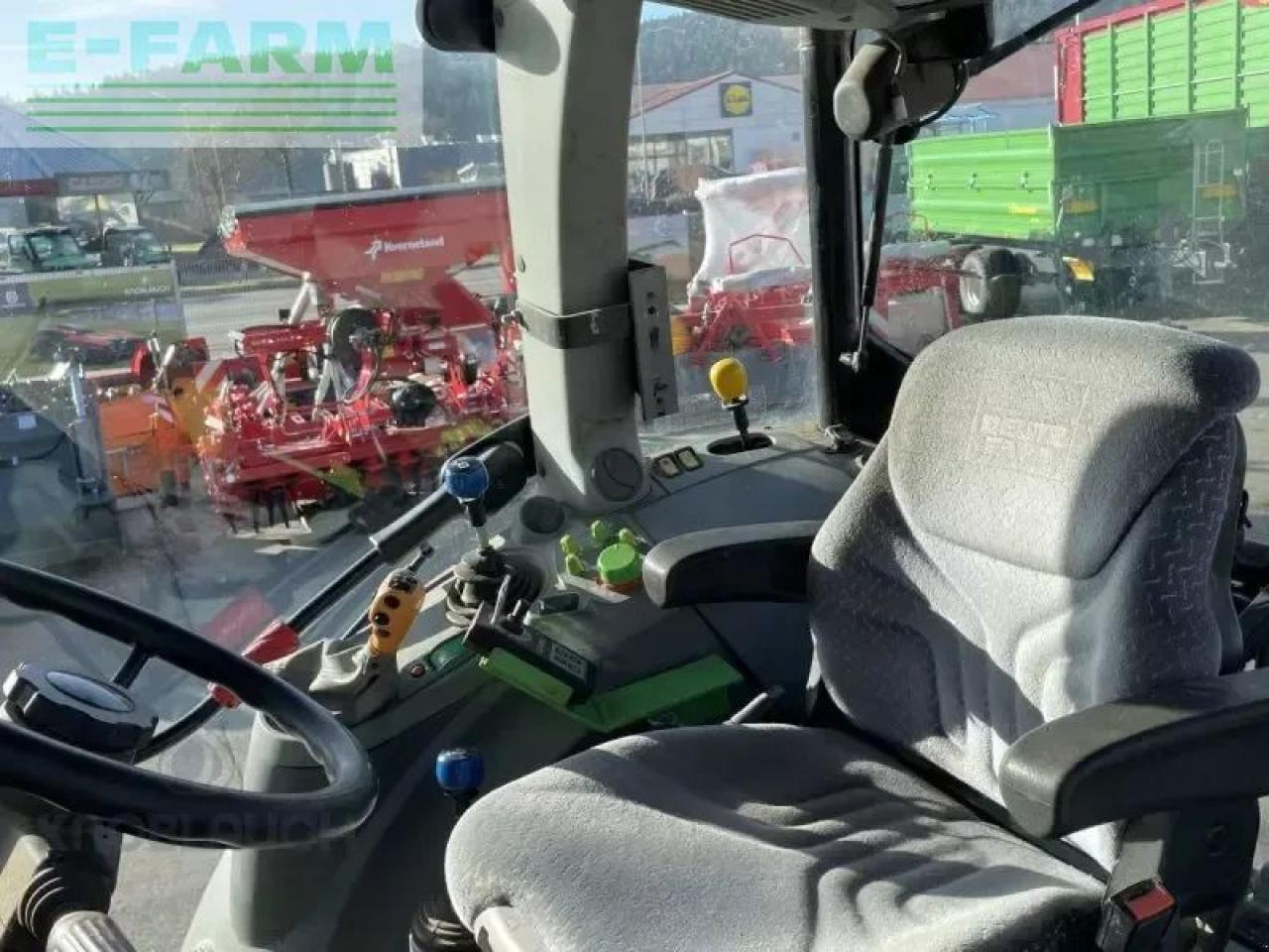 Farm tractor Deutz-Fahr agrotron k 420: picture 7
