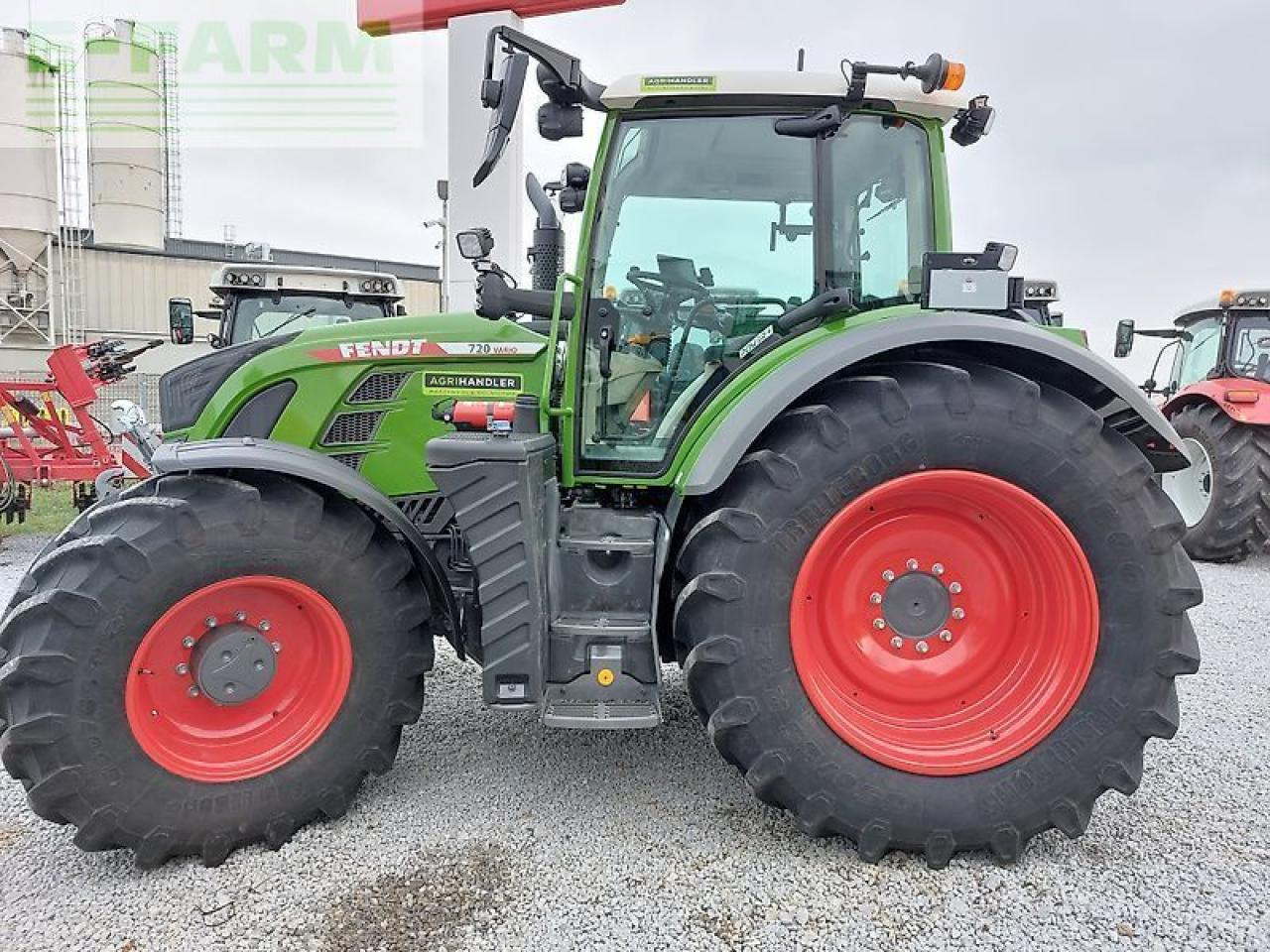 Fendt 720 power plus - Farm tractor: picture 4 Fendt 720 power plus - Farm tractor: picture 4