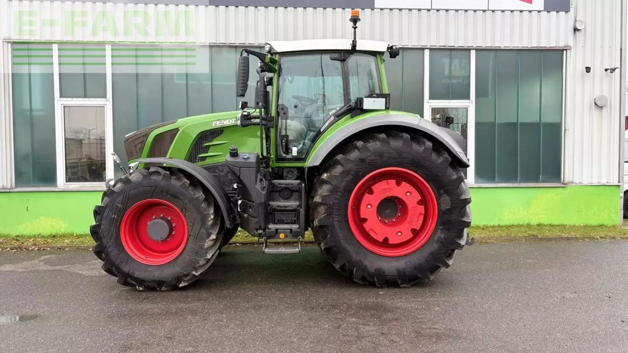 Fendt 826 vario profi+ ProfiPlus - Farm tractor: picture 4 Fendt 826 vario profi+ ProfiPlus - Farm tractor: picture 4