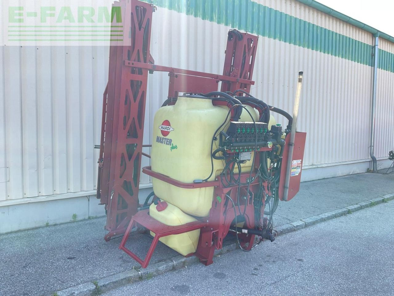 Hardi Master Plus 1500 - Trailed sprayer: picture 4 Hardi Master Plus 1500 - Trailed sprayer: picture 4