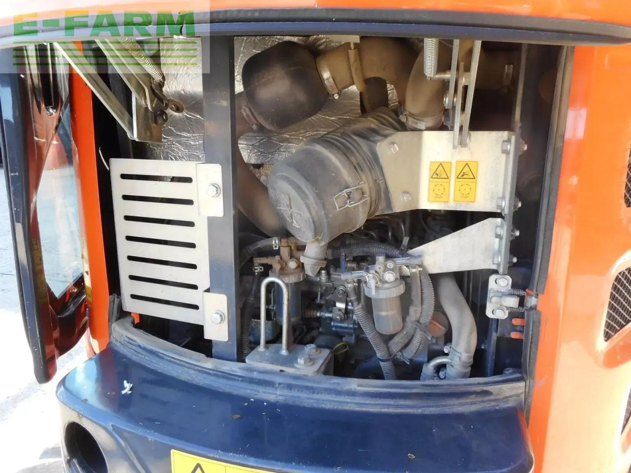 Mini excavator Hitachi zx26u-6 ( 2.740kg ) powertilt: picture 17 Mini excavator Hitachi zx26u-6 ( 2.740kg ) powertilt: picture 17