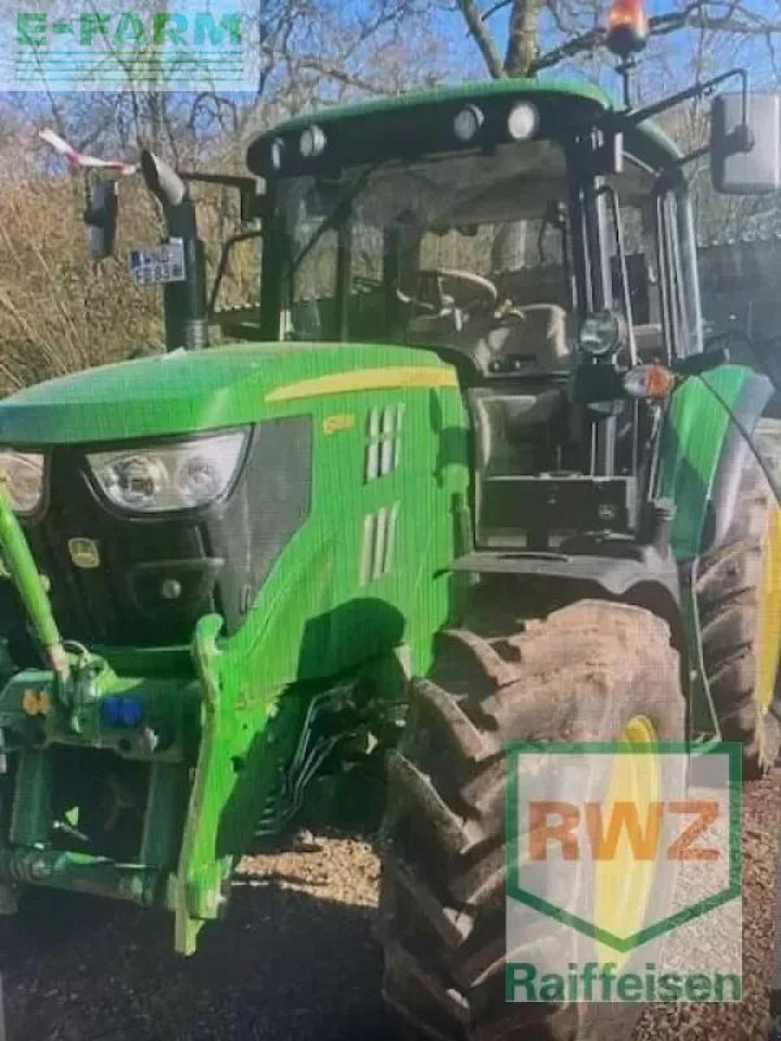John Deere 6115 m - Mini excavator: picture 1 John Deere 6115 m - Mini excavator: picture 1