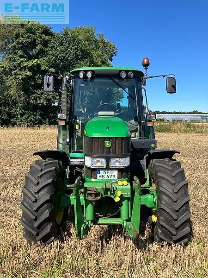 John Deere 6320 - Farm tractor: picture 2 John Deere 6320 - Farm tractor: picture 2