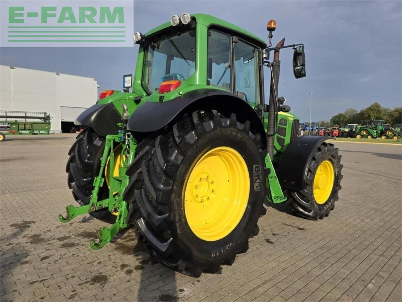 John Deere 6930 premium - Farm tractor: picture 3 John Deere 6930 premium - Farm tractor: picture 3