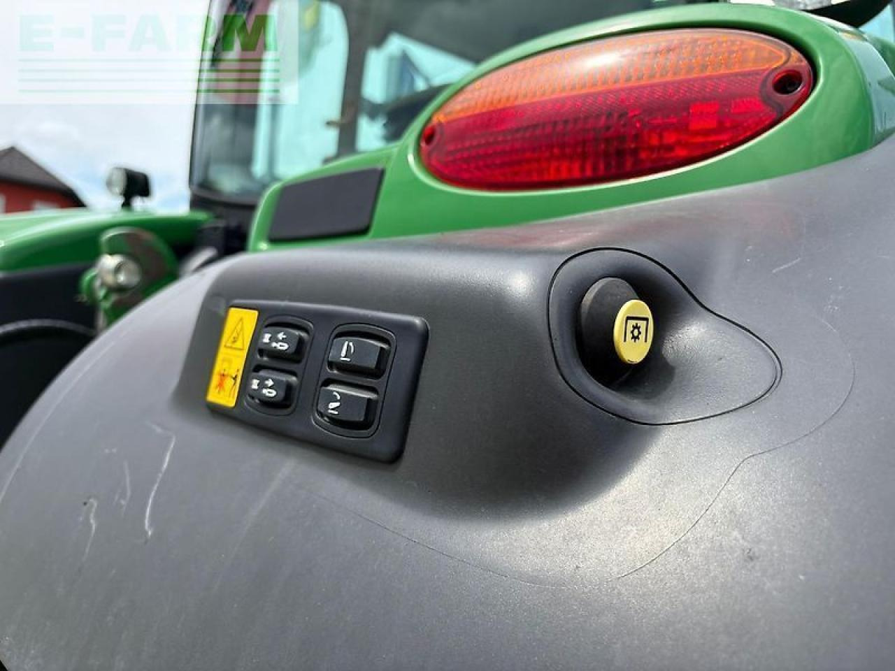 Farm tractor John Deere 6r150: picture 12 Farm tractor John Deere 6r150: picture 12