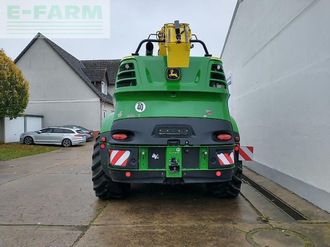 Forage harvester John Deere 8600: picture 9