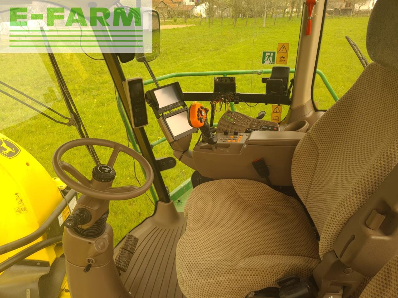 Forage harvester John Deere 8600 i: picture 10 Forage harvester John Deere 8600 i: picture 10