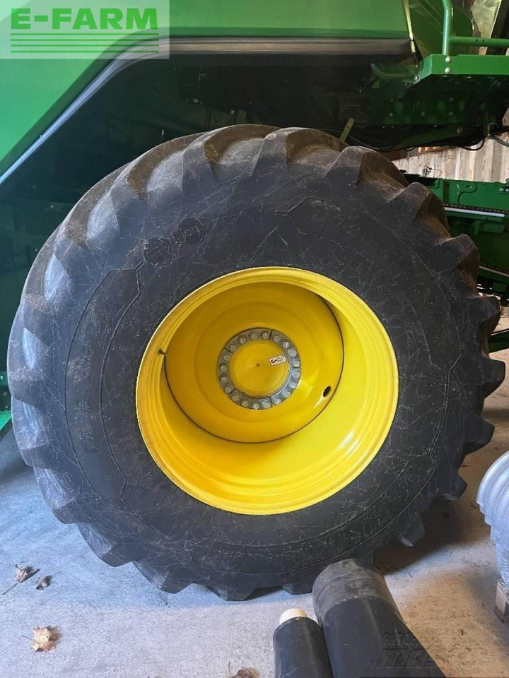 John Deere x9 1000 - Combine harvester: picture 5 John Deere x9 1000 - Combine harvester: picture 5