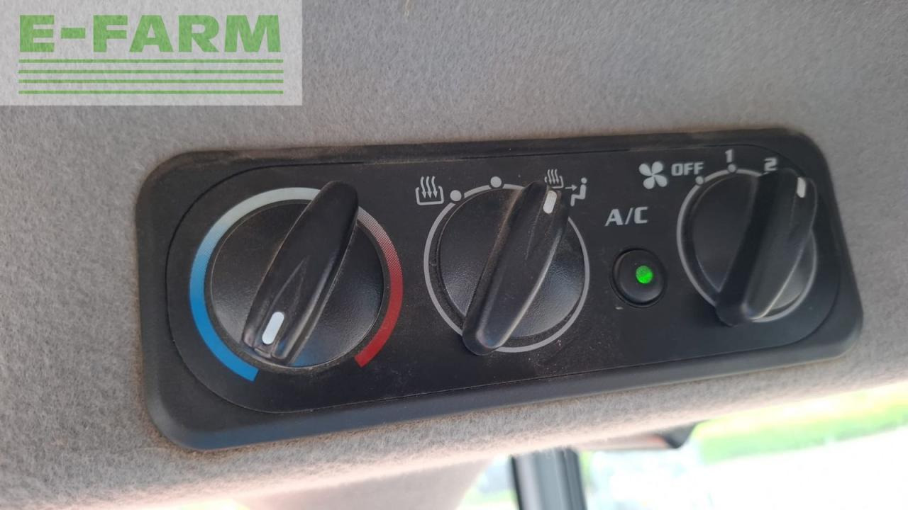 Farm tractor Kubota b2231 h: picture 8